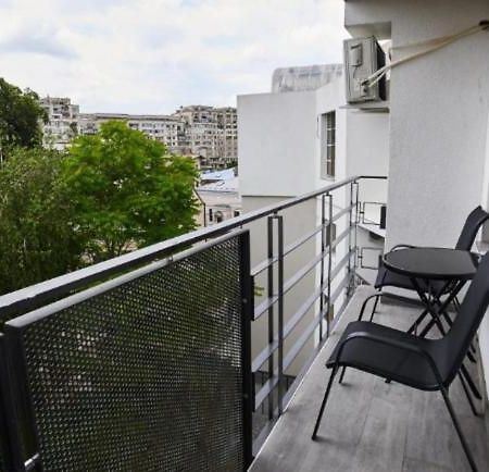 Lux Apartament Бакэу Экстерьер фото
